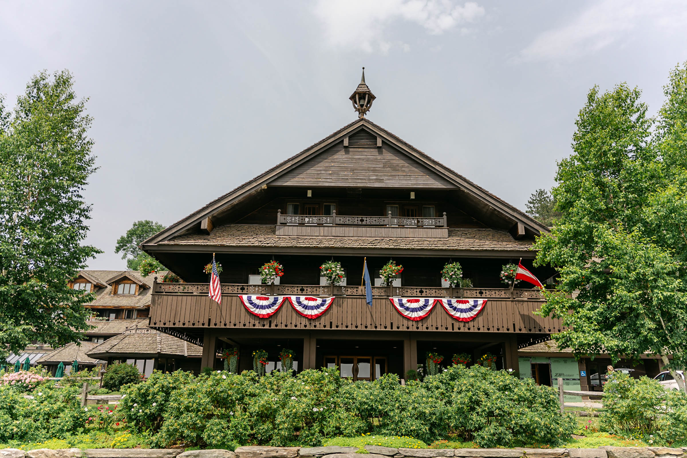 Front view of trapp family lodge vermont wedding photographer