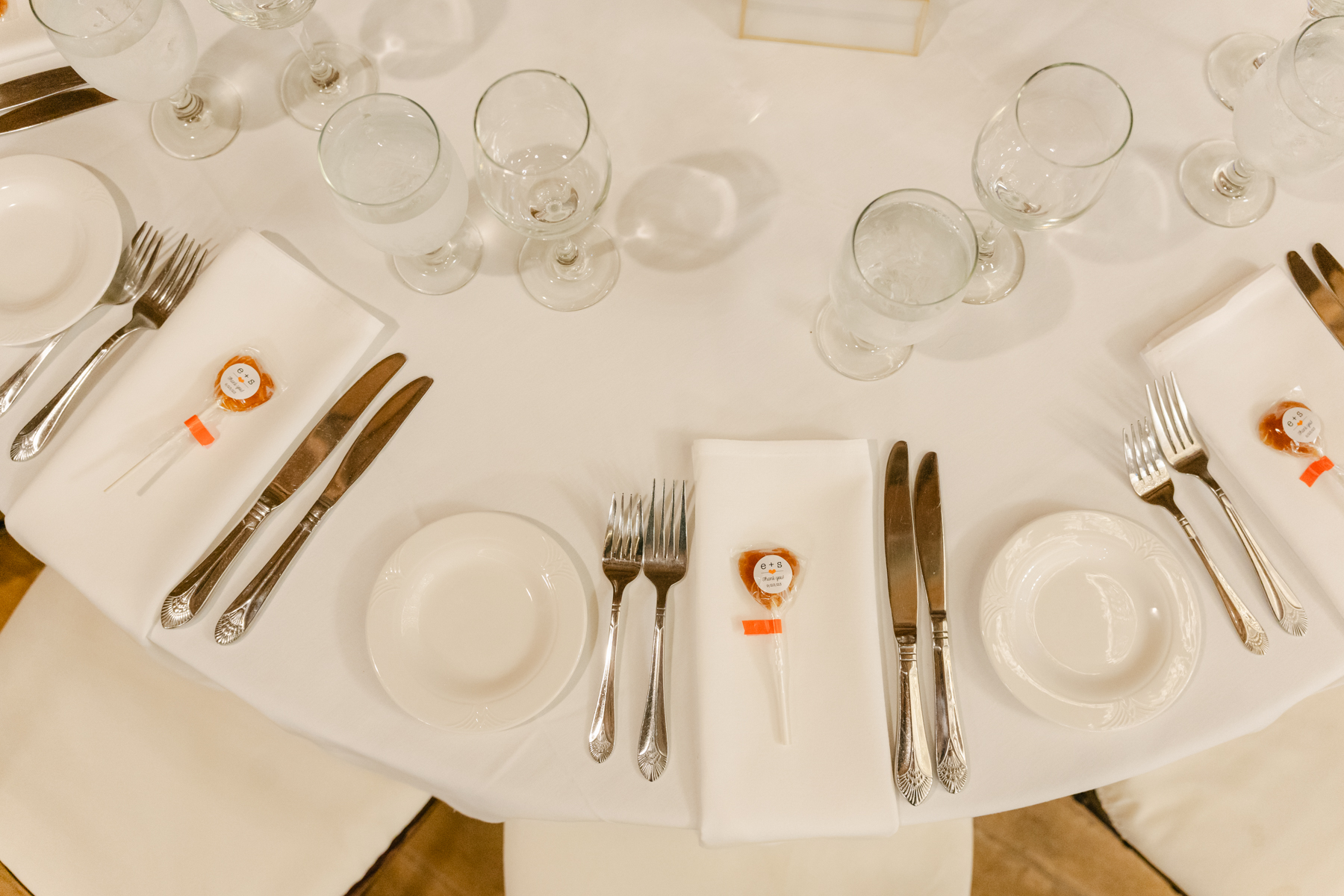 vermont wedding at Inn at round barn lollipop favors