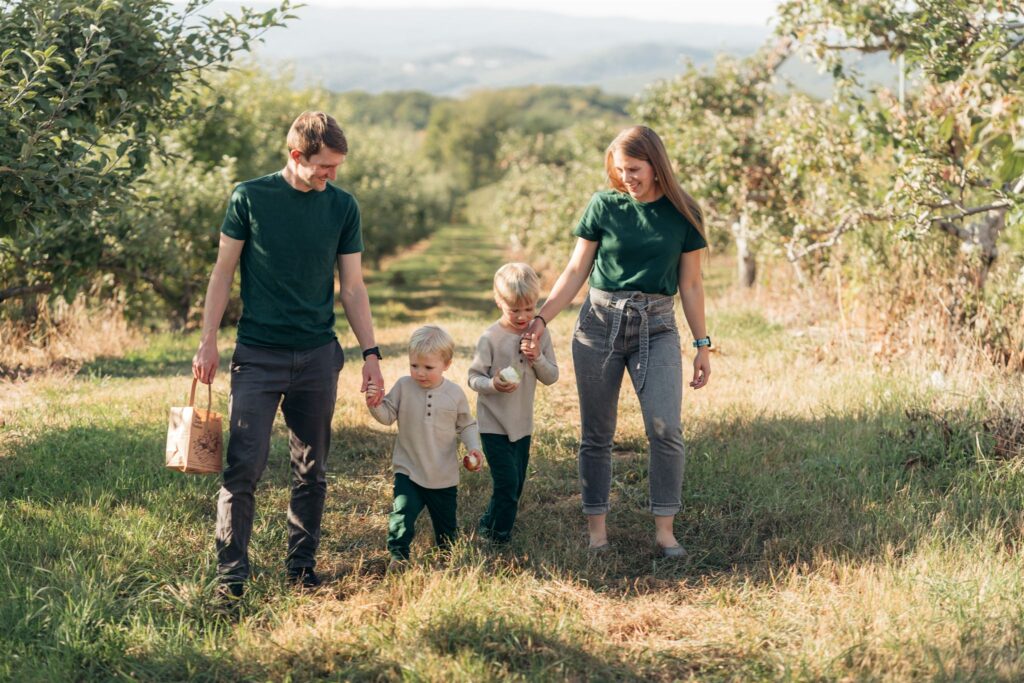 Patch Orchards Fall Family Session